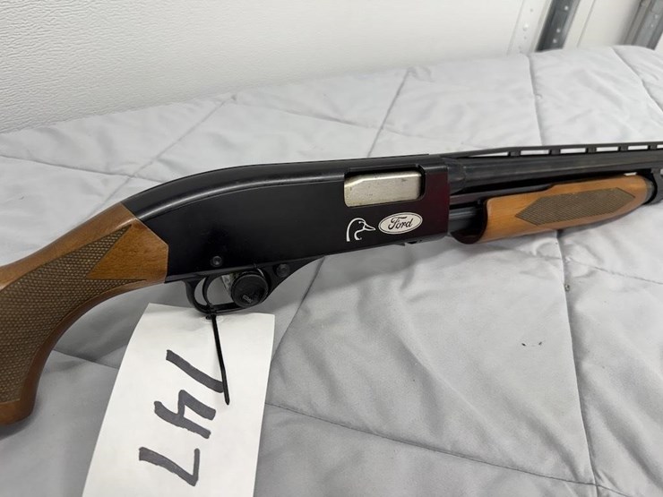 winchester-model-1300-12-gauge-shotgun-image-1