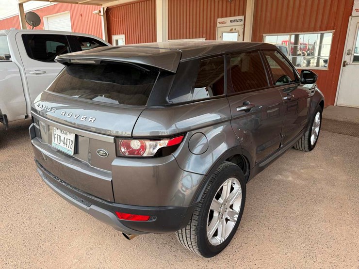 2015-land-rover-range-rover-image-3