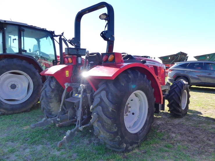 massey-ferguson-4710-image-3