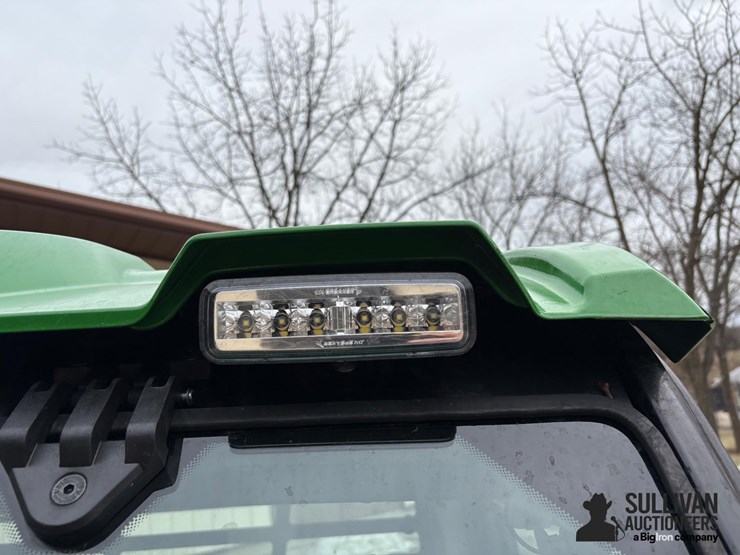 2023-john-deere-gator-image-18