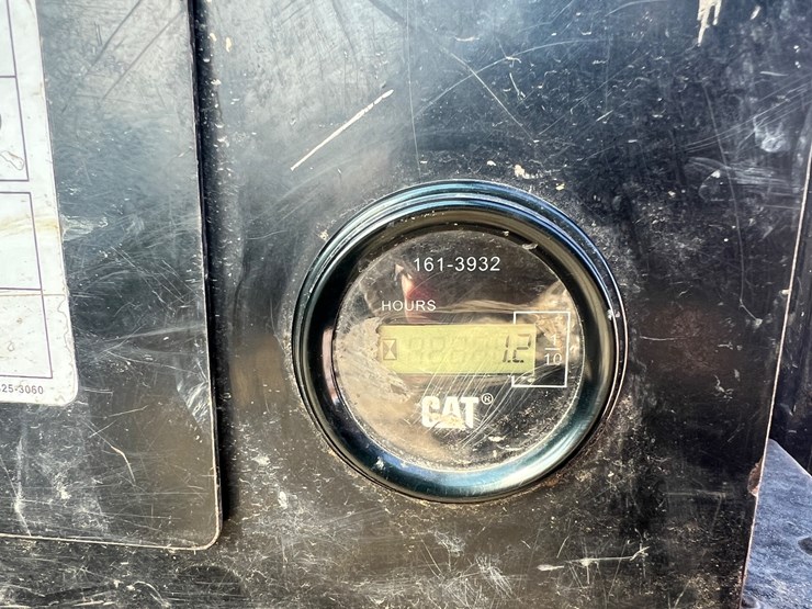 2014-caterpillar-305.5e2-image-30