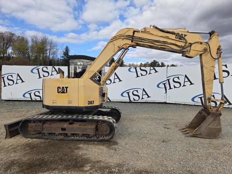 caterpillar-307-image-6