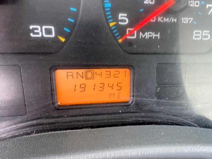 2003-international-durastar-4300-image-23