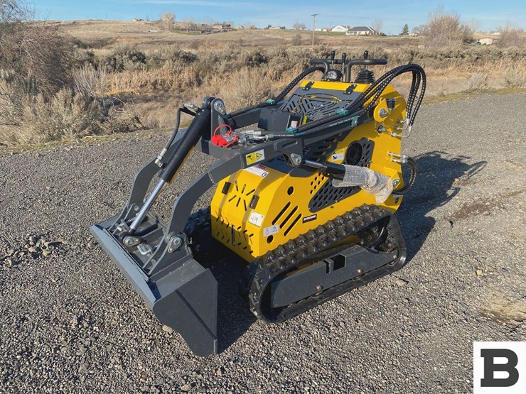 2025-sdlanch-sdll60-mini-skid-steer-loader-image-1