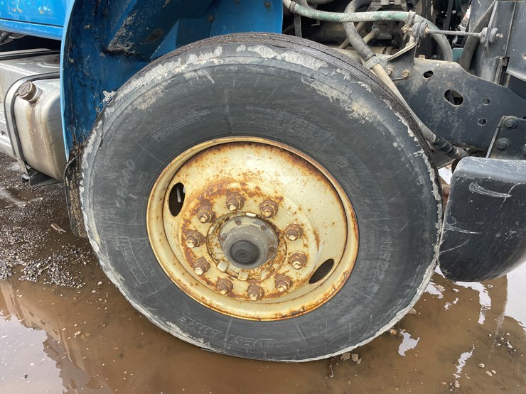 #1015-•-1992-navistar-international-transportation-flatbed-truck-(has-wi-title)-image-15