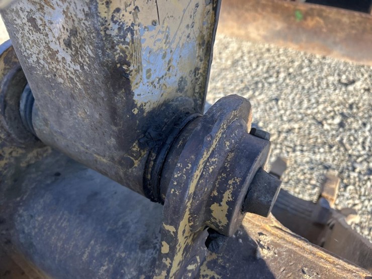 caterpillar-307-image-18