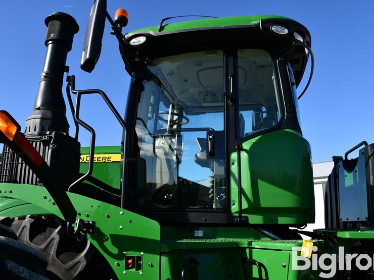 2020-john-deere-9570r-image-16