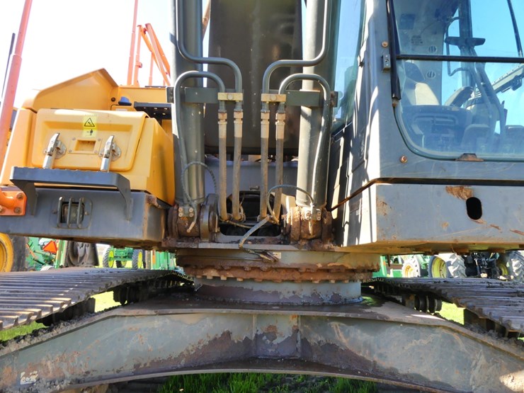 volvo-ec220el-image-13