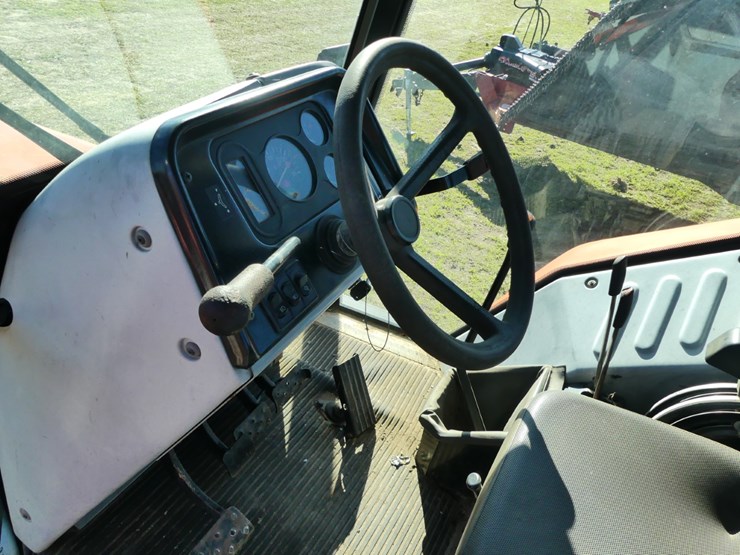 massey-ferguson-573-image-13