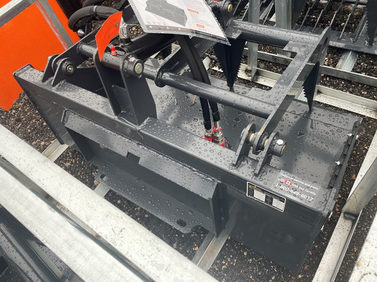 #1165-•-unused,-landhonor-mini-skidsteer-grapple-bucket-image-4