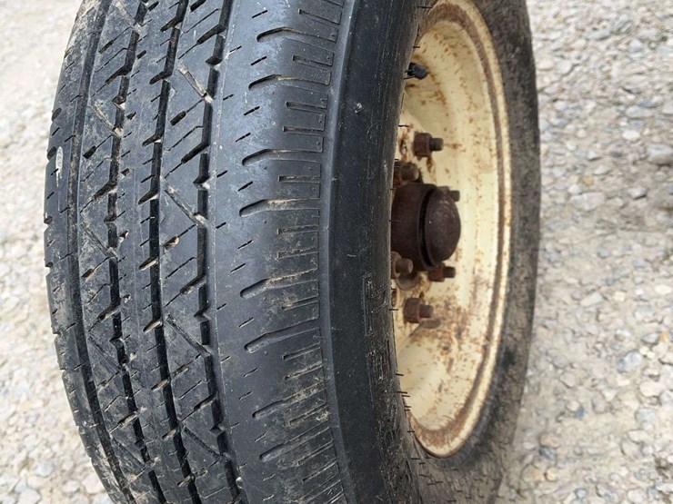 balzer-manure-tank-with-raven-computer-control,-for-knifing-in-manure,-6800-gallon-tank,-hydraulic-pump,-no-pto-image-19