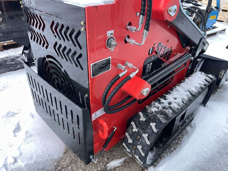 #4069-•-unused-mini-skid-steer-(o11)-image-12