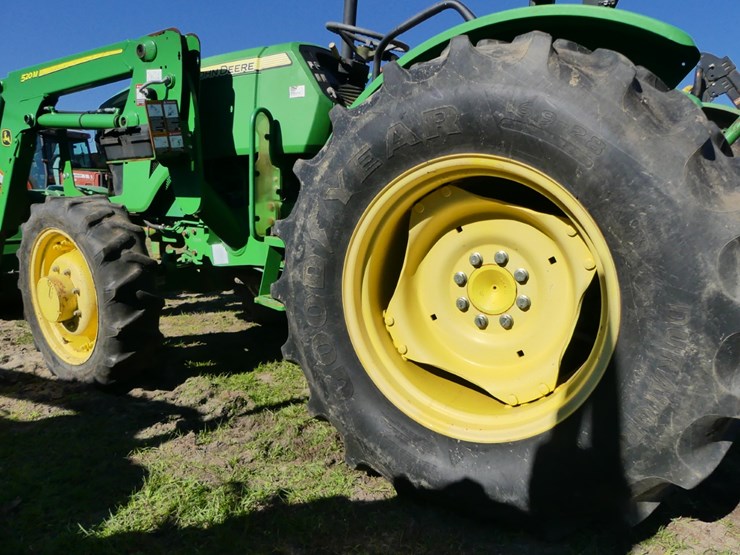 john-deere-5075e-image-8