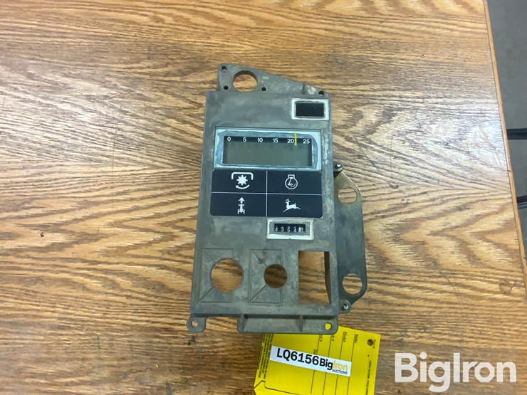 john-deere-tachometer-image-2