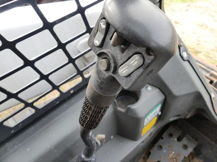 2022-bobcat-t66-image-13