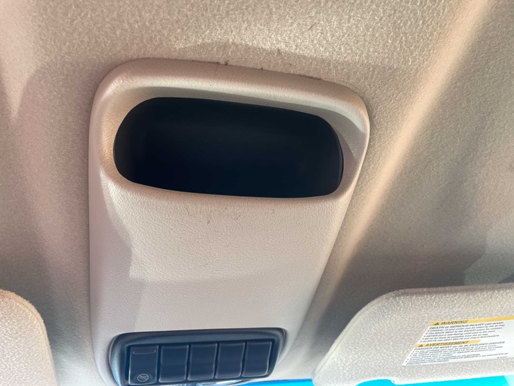 2005-chevrolet-venture-image-87