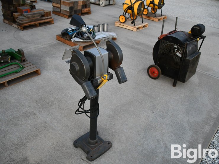 sears-craftsman-397.19440-1/2-hp-bench-grinder-image-7