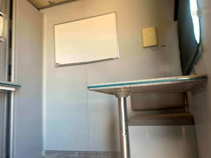 2012-brumley-manufacturing-data-van-trailer-image-10