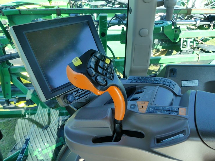 2022-john-deere-r4023-image-19