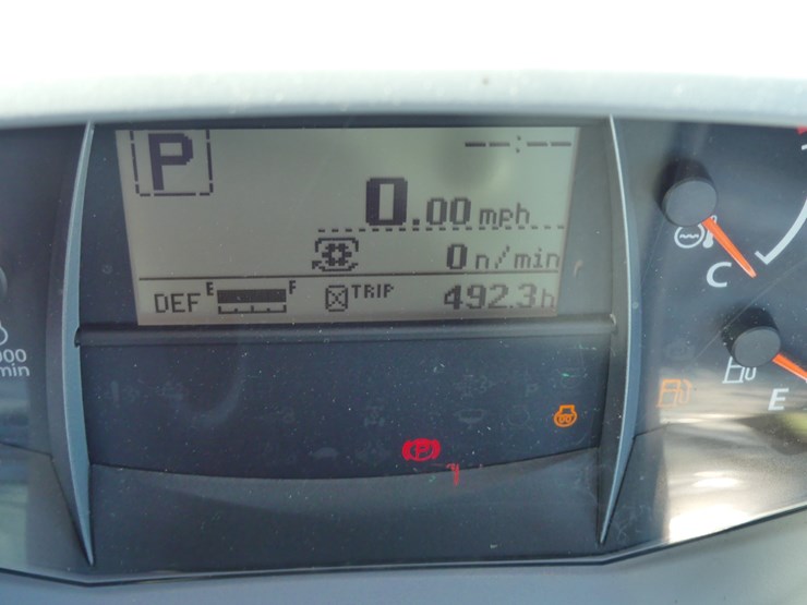 2022-kubota-m5-111-image-16