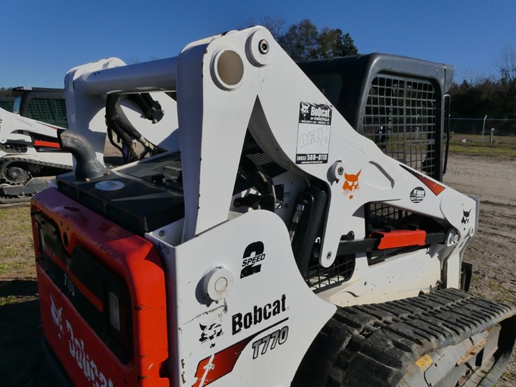 2021-bobcat-t770-image-7