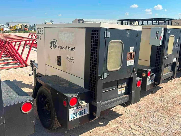 doosan-g25kw-generator-image-2