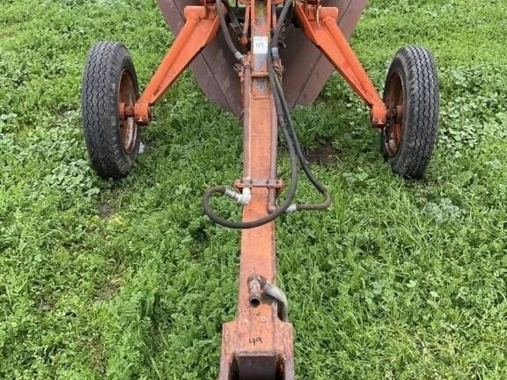 (offsite)-yonkers-johnson-300a-pull-v-ditcher-image-13