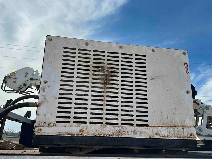 2020-ford-f600-image-7