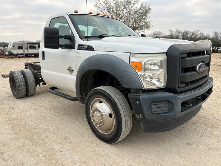 2016-ford-f550-image-4