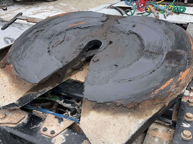 2014-freightliner-cascadia-125-image-9