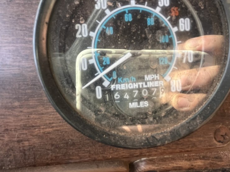 #2201-•-1988-freightliner-mb80-tandem-axle-dump-truck-image-64