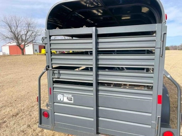 2012-ww-full-cover-stock-trailer-image-10