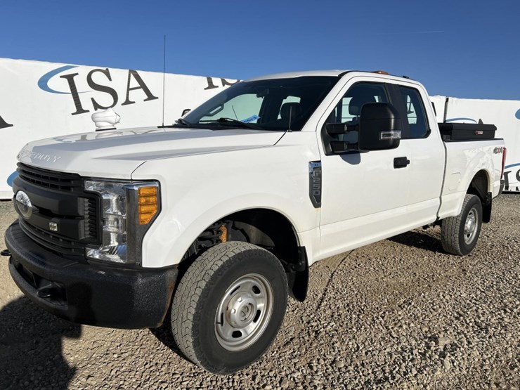 2017-ford-f250-image-1