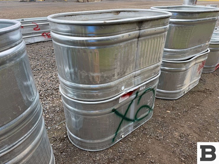 behlen-country-galvanized-round-end-stock-tanks---factory-defect/damaged-image-4