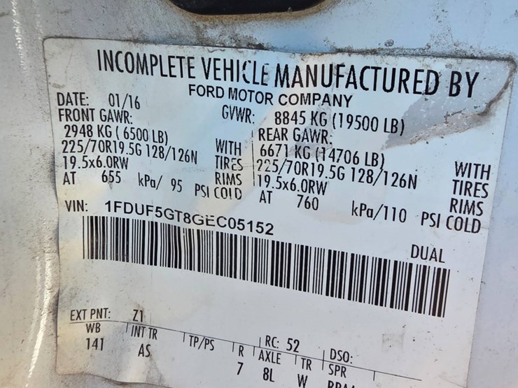 2016-ford-f550-image-2