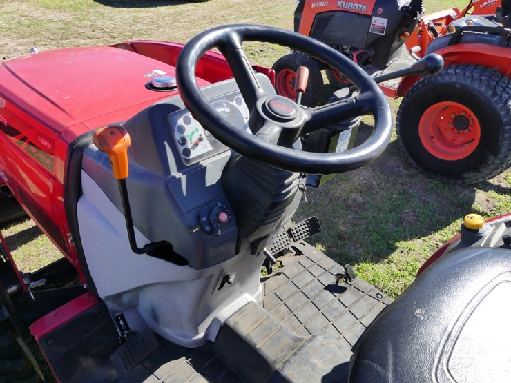 2017-mahindra-1526-image-14