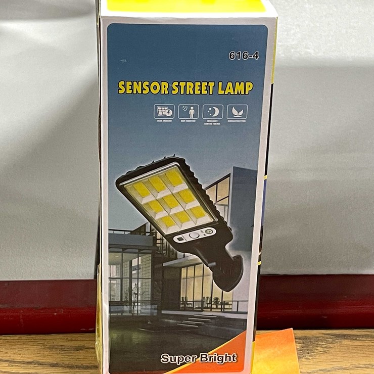 #2070 • Sensor Street Lamp (T2)