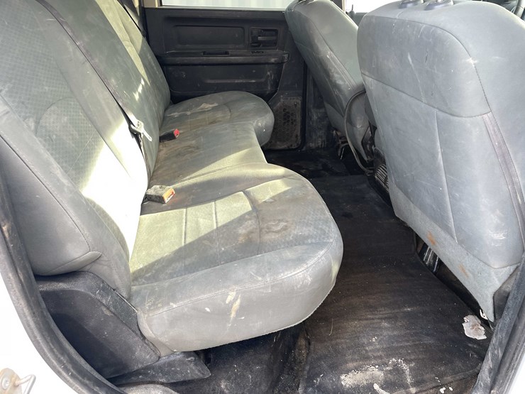 2016-ram-2500-tradesman-image-111