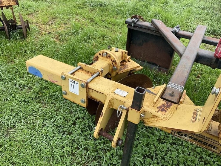 (offsite)-gearmore-3-pt-3-blade-ridger-image-11