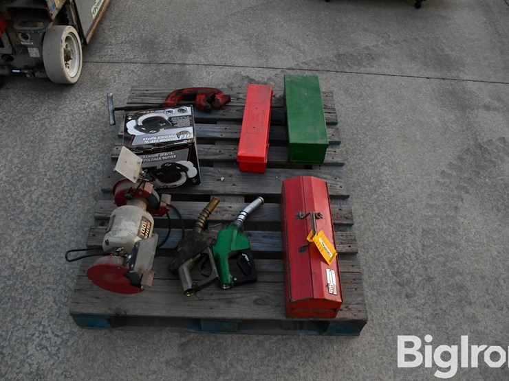 pallet-of-farm-support-image-4