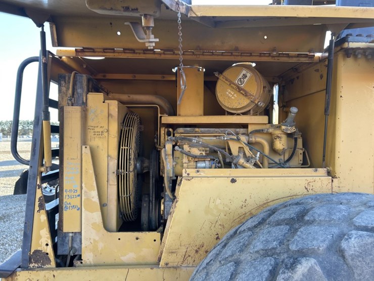 1992-caterpillar-cs-563-image-24