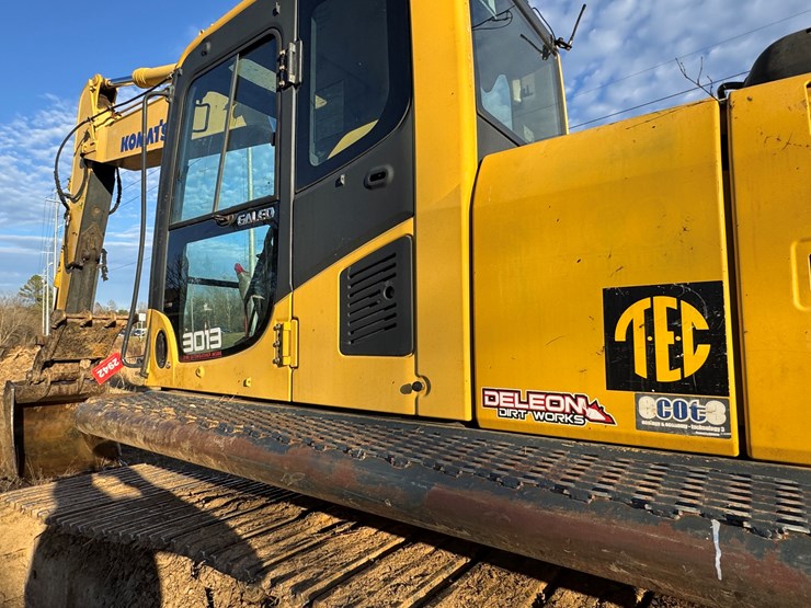 komatsu-pc270-lc-8-image-35