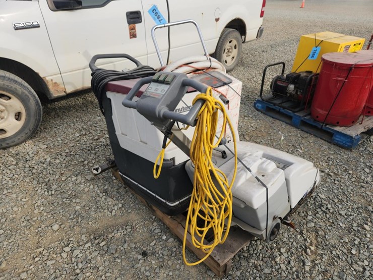 #6030-•-(3)-floor-cleaners-image-4