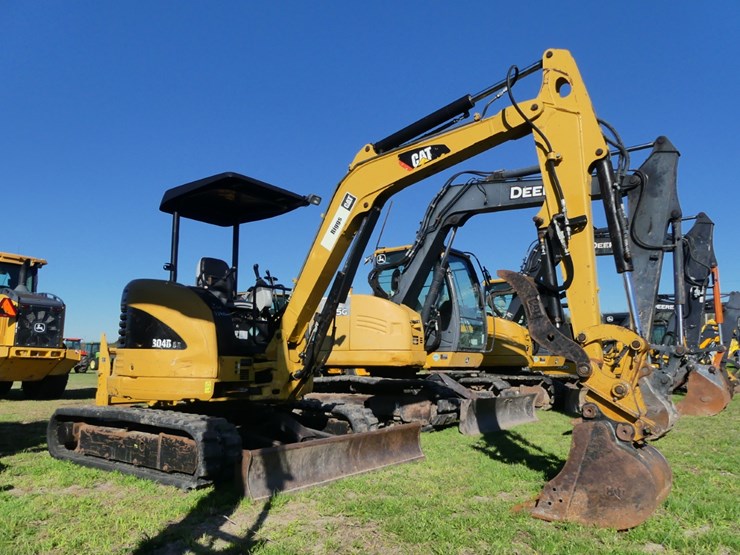 2011-caterpillar-304d-cr-image-1