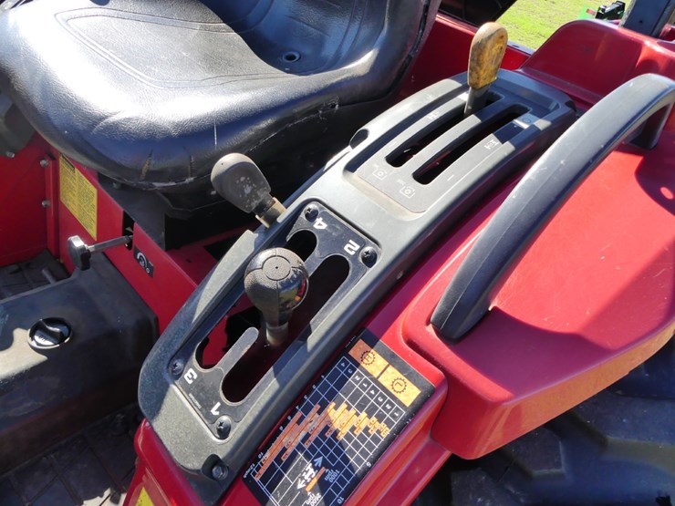 2017-mahindra-1526-image-12