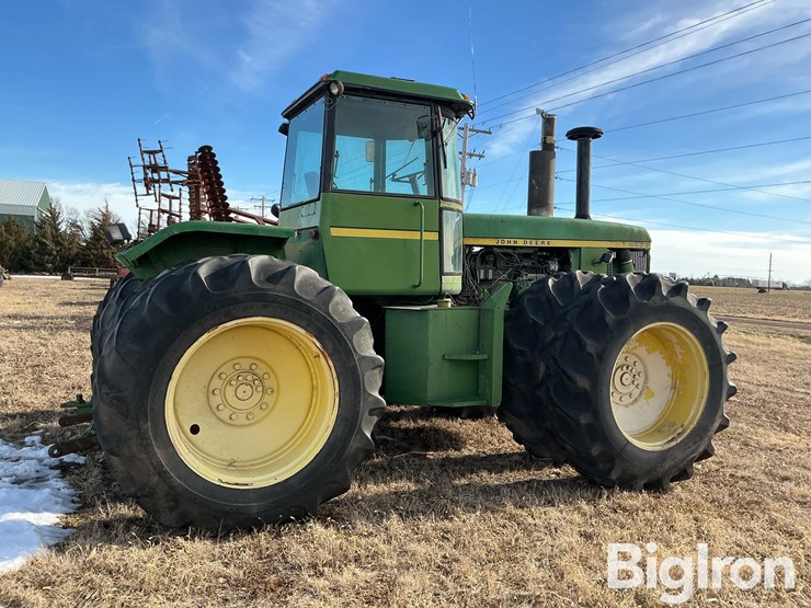 1974-john-deere-8630-image-4