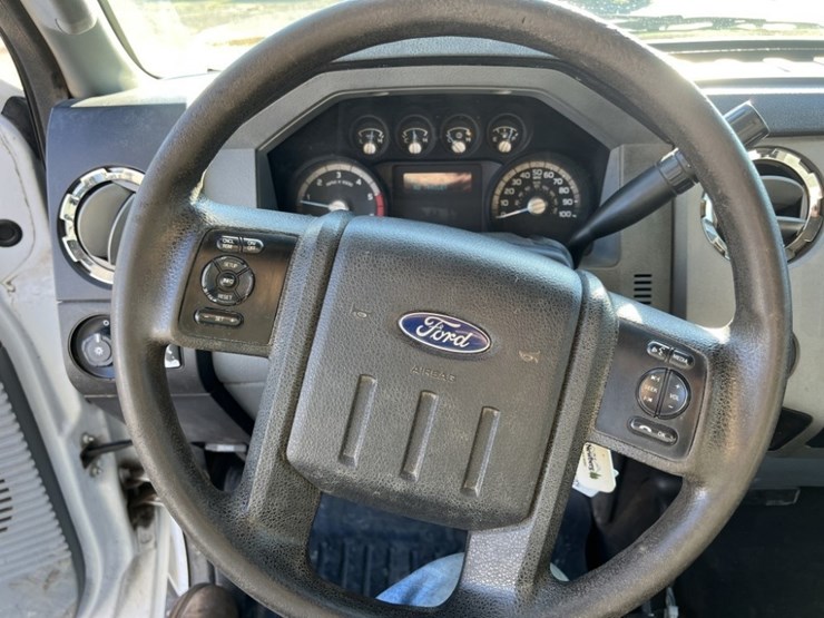 2015-ford-f450-xlt-sd-image-35