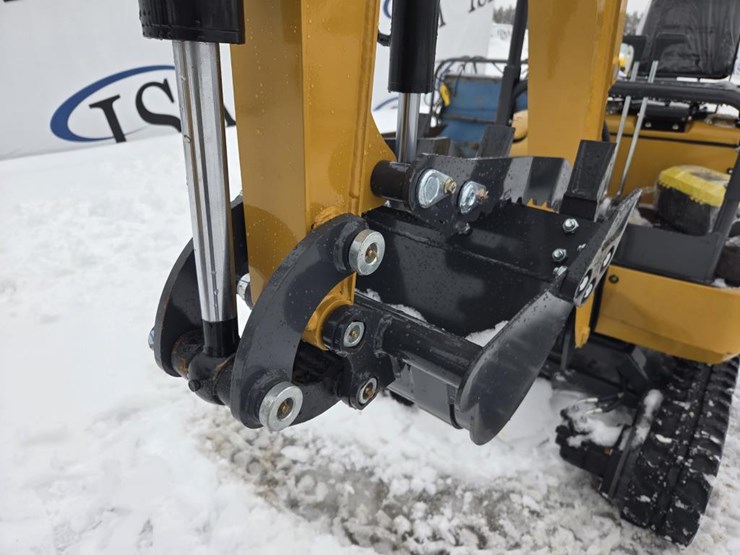 #5037-•-cfg-industrial-qk20r-mini-excavator-image-10