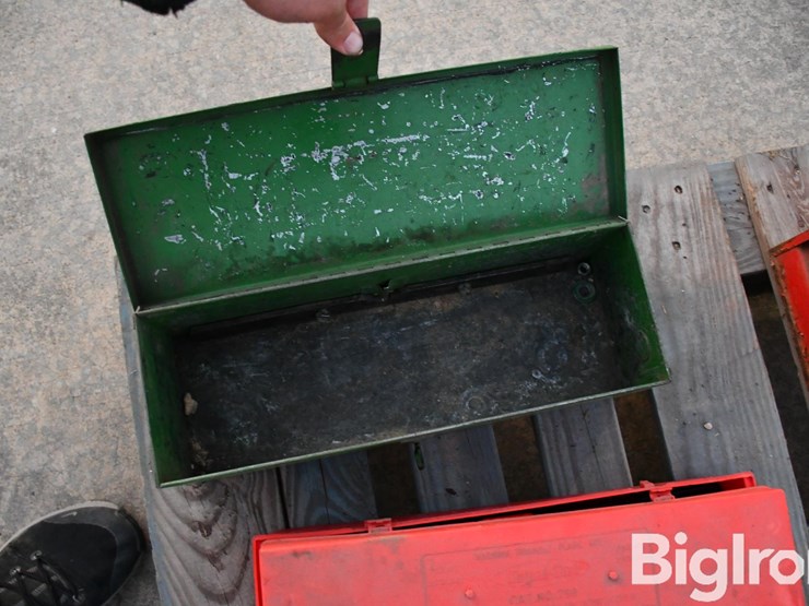 pallet-of-farm-support-image-11