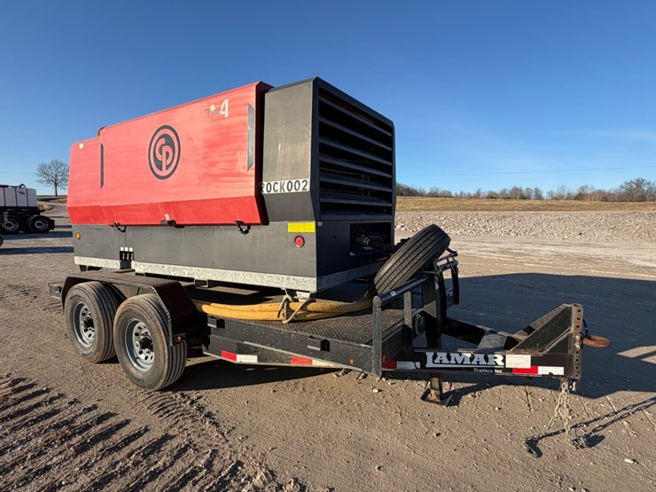 #30557-•-2016-atlas-copco-cps850-ft4-workizer-towable-air-c-image-2